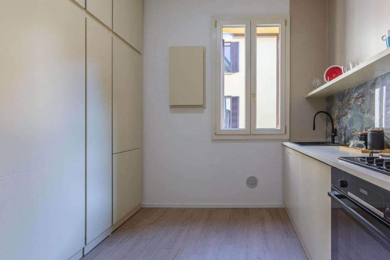 Accademia Delle Belle Arti University Apartment Bologna Luaran gambar